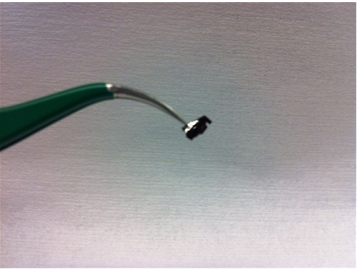 FeSe 硒化鐵晶體 (Iron Selenide)